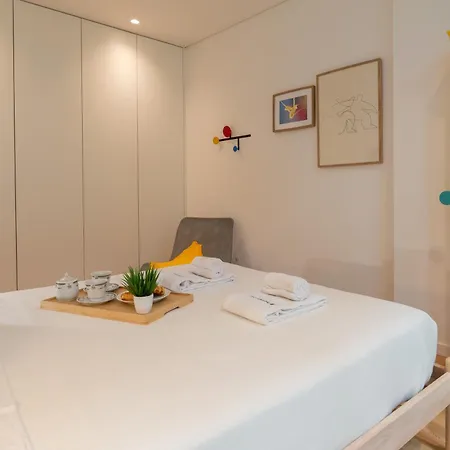Apartamento Host Wise - Stylish Urban Flat With Terrace