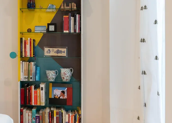 Host Wise - Stylish Urban Flat With Terrace * Porto