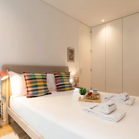 Апартаменты Host Wise - Stylish Urban Flat With Terrace