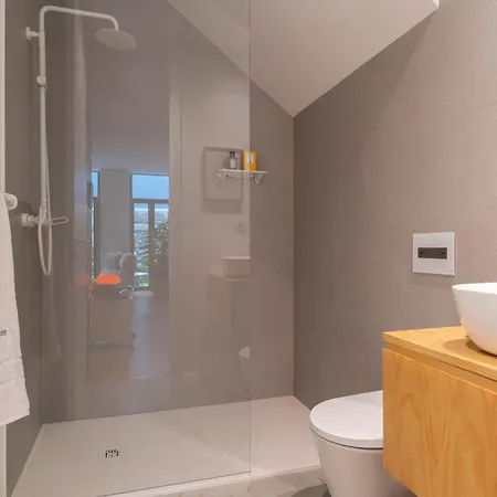 Host Wise - Stylish Urban Flat With Terrace 公寓