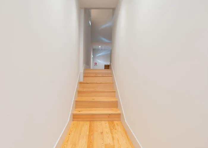 Host Wise - Stylish Urban Flat With Terrace Lägenhet