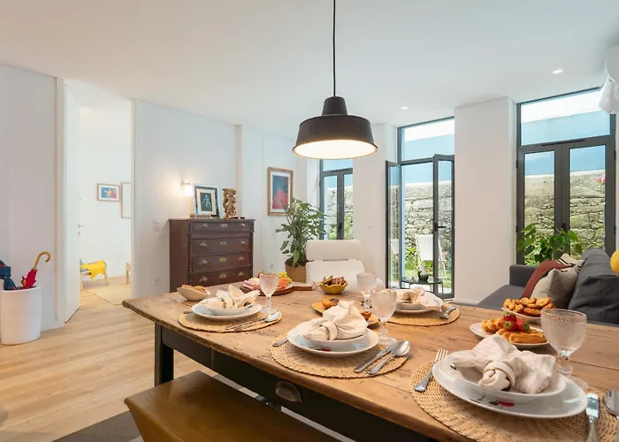 Host Wise - Stylish Urban Flat With Terrace Oporto